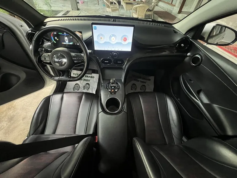 BYD e2 Sotiladi 7 BYD e2 Sotiladi 7