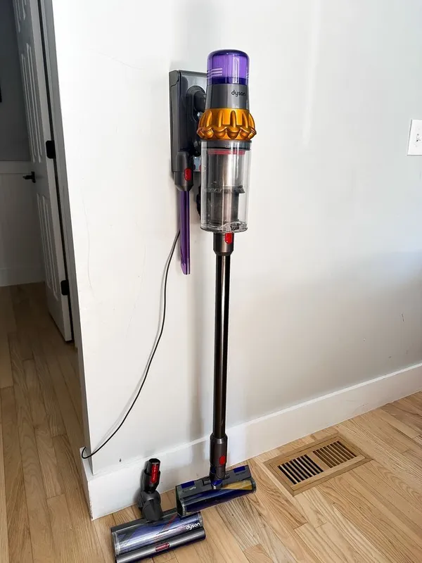 Dyson V15 Detect Absolute — умная мощность без проводов — фото 3