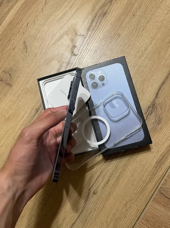 iPhone 13 Pro Max 2 iPhone 13 Pro Max 2