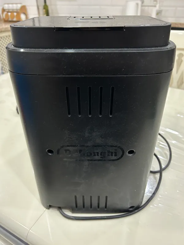 Кофемашина DeLonghi Magnifica Evo, Titanium 3