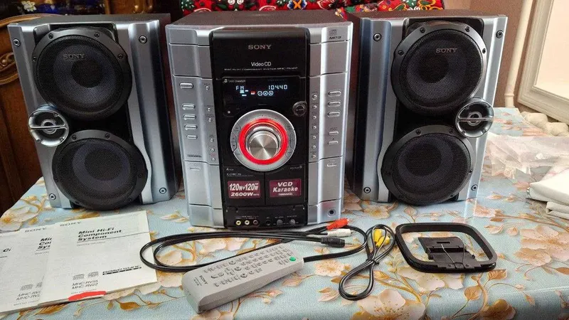 НЕДОРОГО! музыкальный центр Sony MHC-RV22 120 Вт. — фото 2