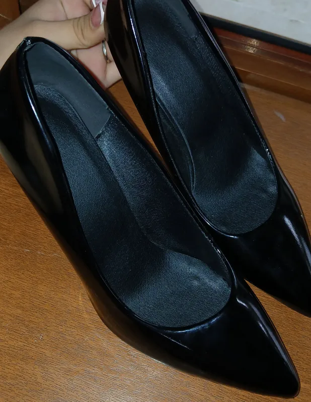 Louboutin ayollar poyabzali — фото 3
