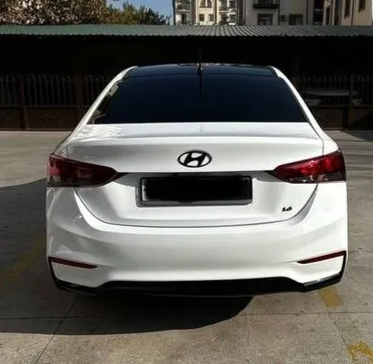 Срочно продаётся Hyundai Accent 2020 год 3 Срочно продаётся Hyundai Accent 2020 год 3