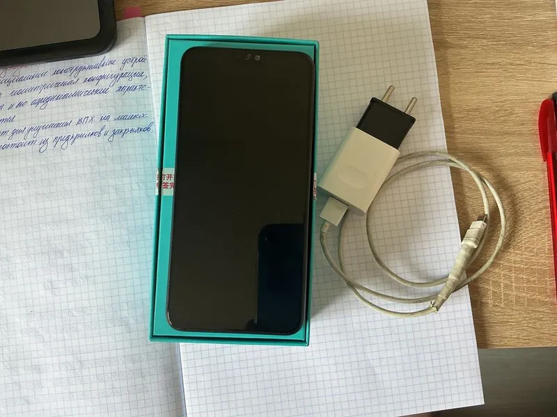 Honor 8X 4/64GB Black в отличном состоянии (Полный комплект) — фото 2