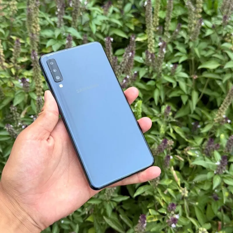 Samsung Galaxy A7 18 1