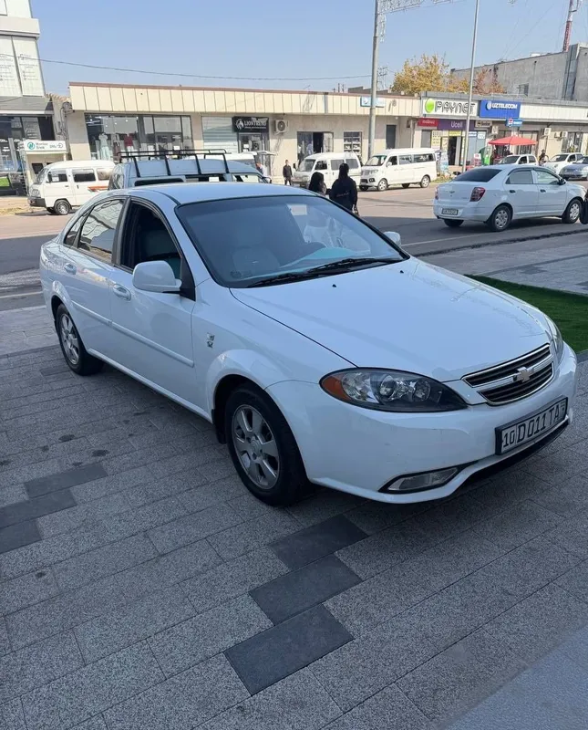 Chevrolet Gentra sotiladi 3 Chevrolet Gentra sotiladi 3
