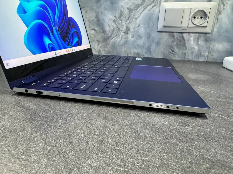 Samsung Galaxy book Flex 15.6 OLED 12/256GB ntel Core i7-1065 — фото 4