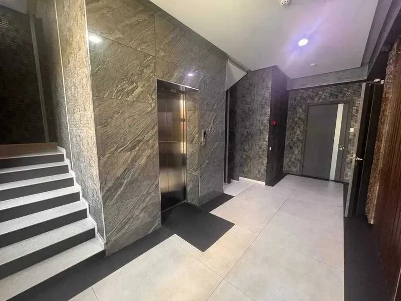 Аренда 2500м² на метро "ОЙБЕК", Новый Евроремонт | Центр Города 5 Аренда 2500м² на метро "ОЙБЕК", Новый Евроремонт | Центр Города 5
