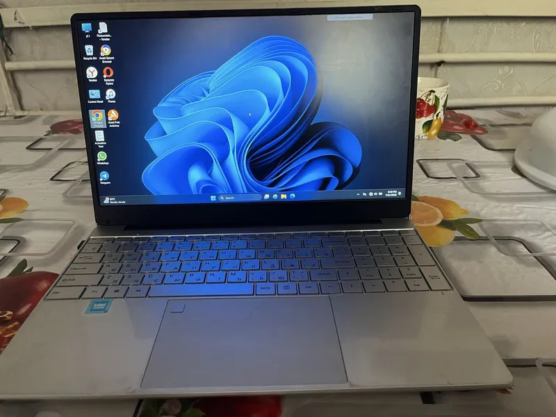 noutbuk sotiladi aybi yoq windows 11 1
