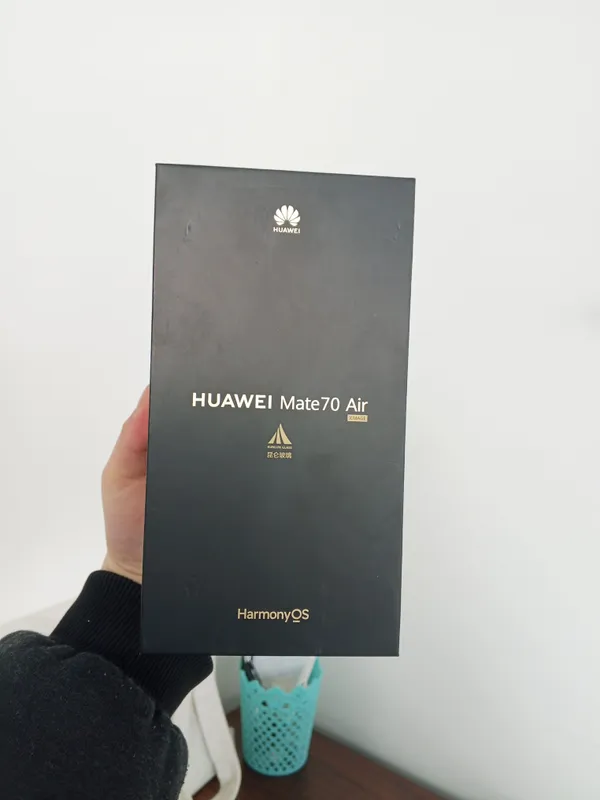 Huawei Mate 70 Air 4 Huawei Mate 70 Air 4