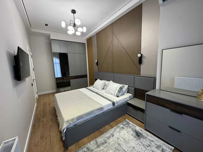Срочно сдаю 2х ком кв-ру 8/9 Шота Руставели Ж/К Royal house А1 3
