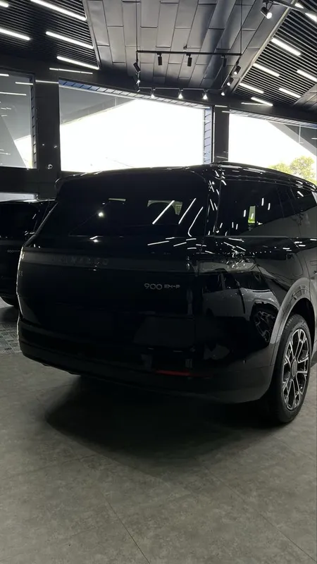 Lynk & Co 900 yangi holatda sotiladi