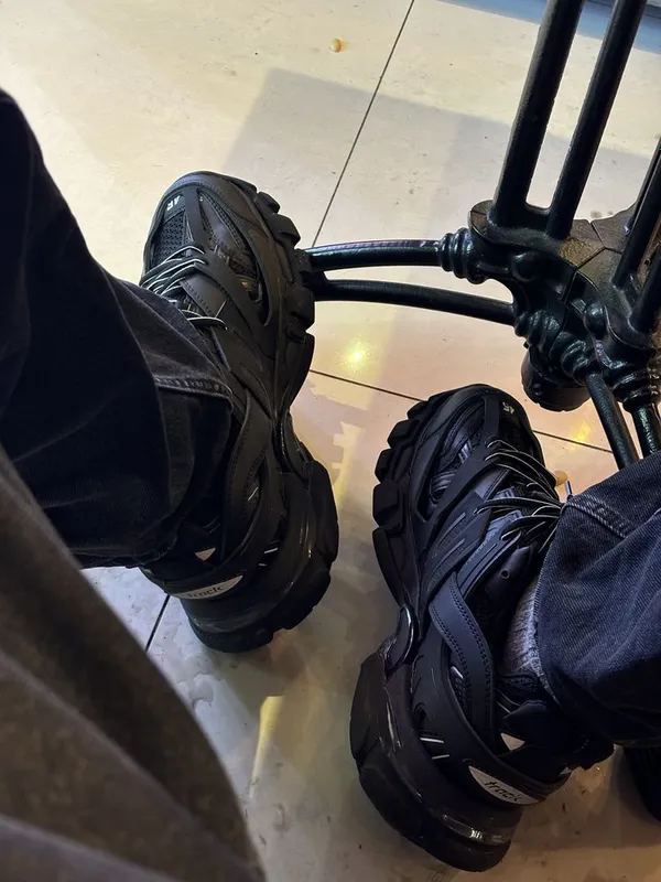Кроссовки Balenciaga Track Кроссовки Balenciaga Track