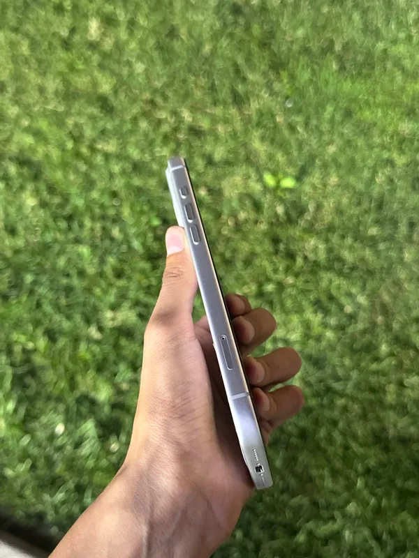 iPhone 17 Pro Max 5