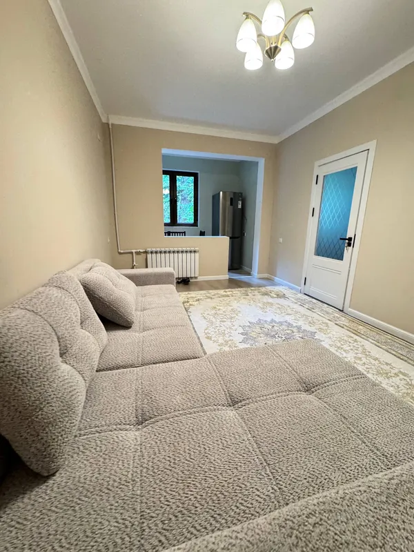 Mirzo ulug’bek bez makler 2 xona ijaraga uy 350$ 2 Mirzo ulug’bek bez makler 2 xona ijaraga uy 350$ 2