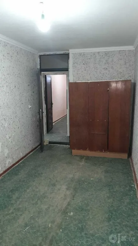 2-хонали Жўрабек салони қаторида йўл бўйида 5 2-хонали Жўрабек салони қаторида йўл бўйида 5