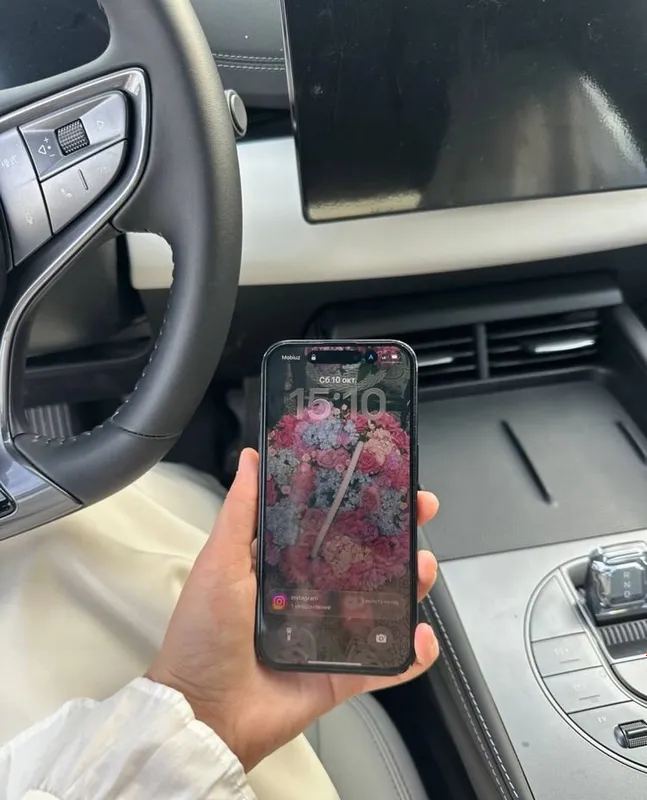 iPhone 16, чёрный, память 128 ГБ 2