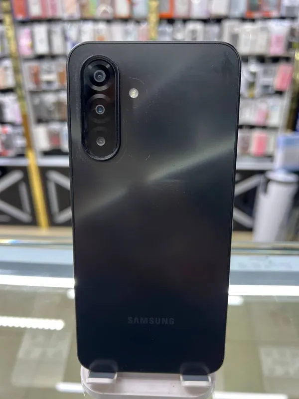 Samsung A 17 1