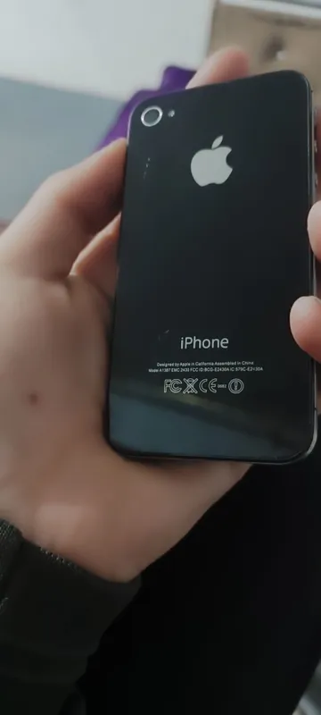 iPhone 4s sotiladi holati ideal dastafka bot 8