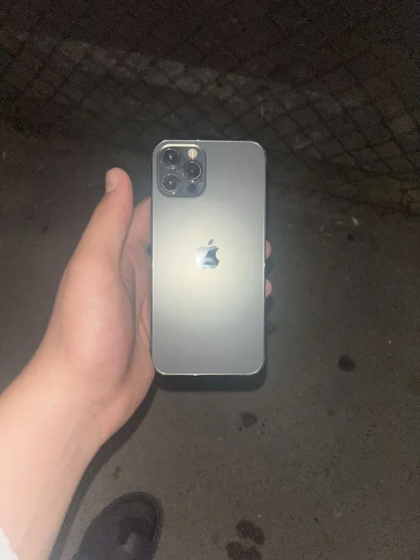 Iphone 12 pro holati orta
