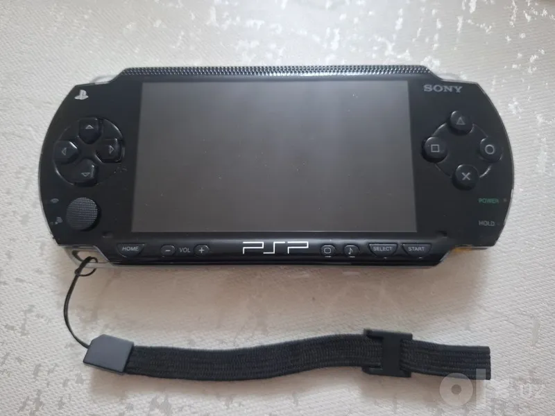 Sony PSP в отличном состоянии прошитая 2 Sony PSP в отличном состоянии прошитая 2