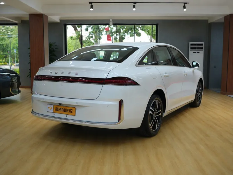 Roewe 7 bo'lib to'lashga: boshlang'ich 52.6 mln, 60 oygacha 3 Roewe 7 bo'lib to'lashga: boshlang'ich 52.6 mln, 60 oygacha 3