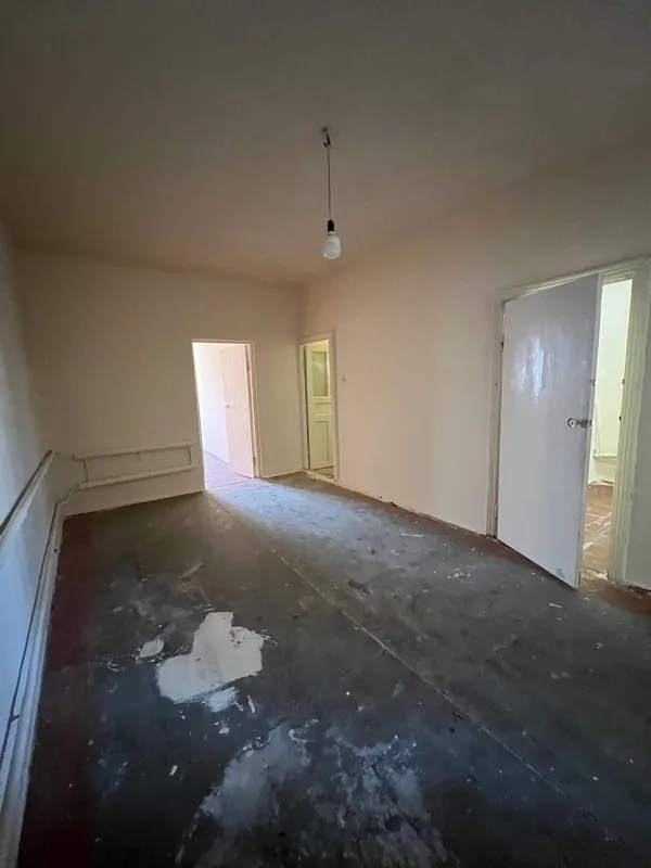 2/2/4 сотилади. 50м² 4 2/2/4 сотилади. 50м² 4