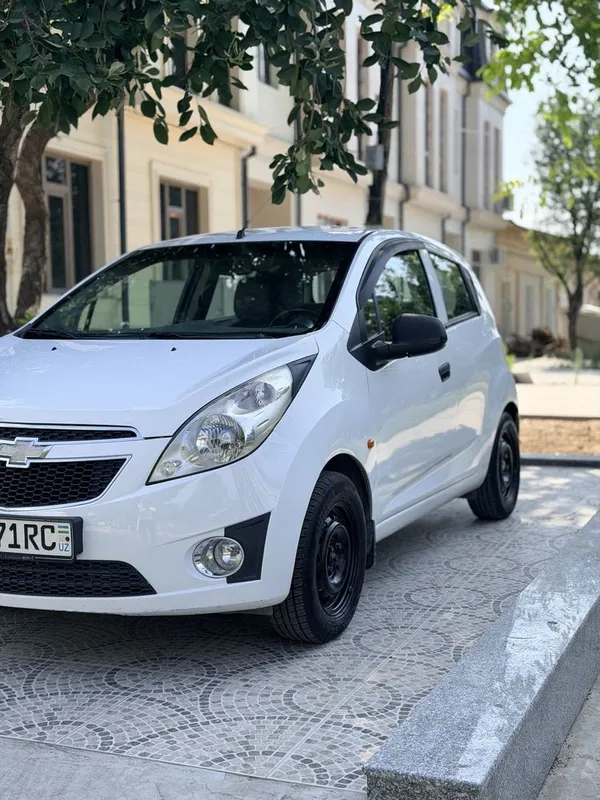 spark sotiladi 2010 yil tozza 219000 km Gaz 4 yevro 1 spark sotiladi 2010 yil tozza 219000 km Gaz 4 yevro 1