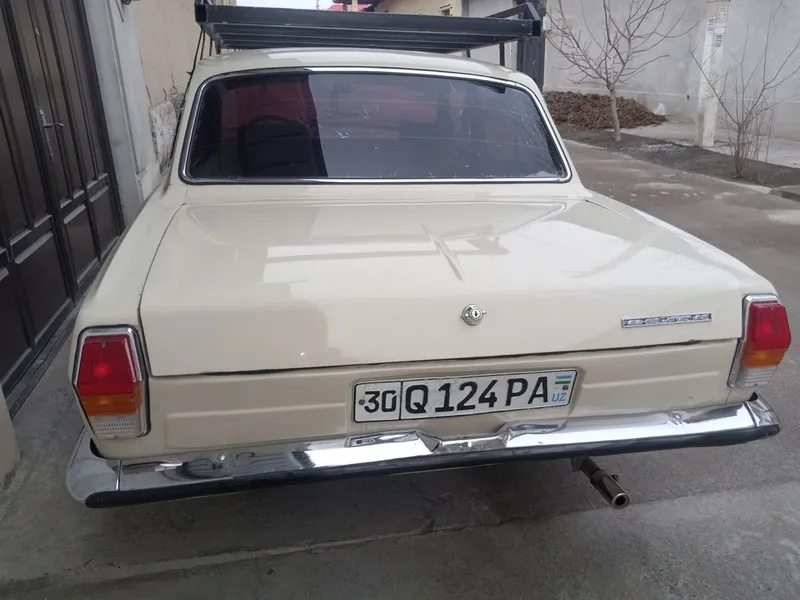 Gaz 24 ( Volga } — фото 2
