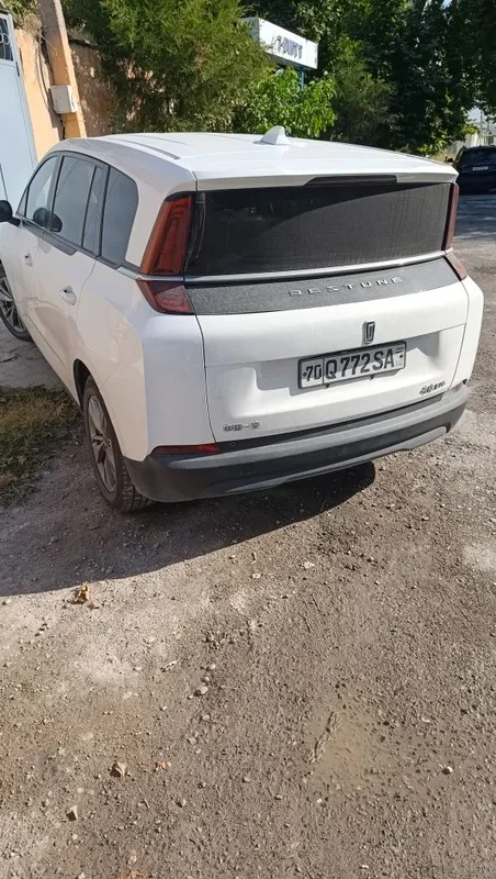 Bestune e5 2022 yil 1 Bestune e5 2022 yil 1