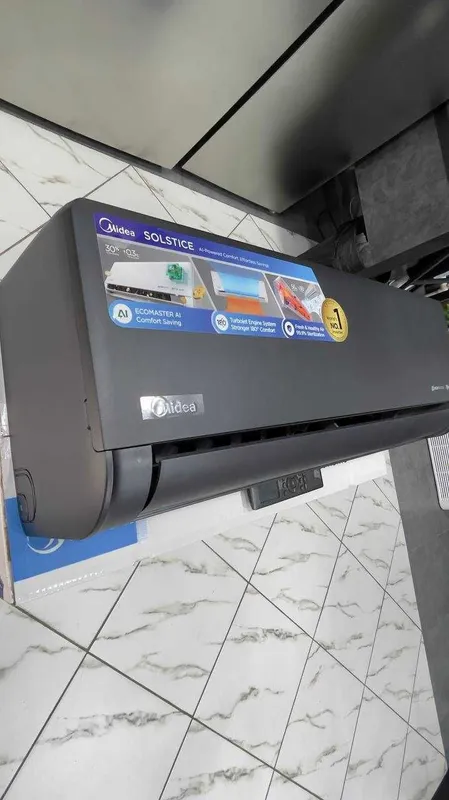 Кондиционер Midea модель NAOMI Pro - 12,000 Btu / Inverter / Новинка ! — фото 1