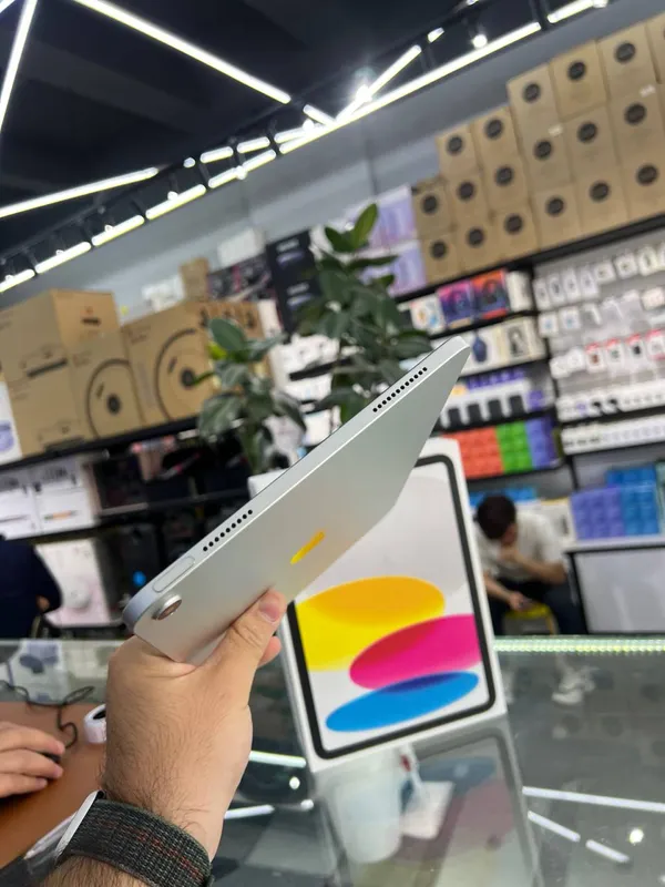 iPad A16 4