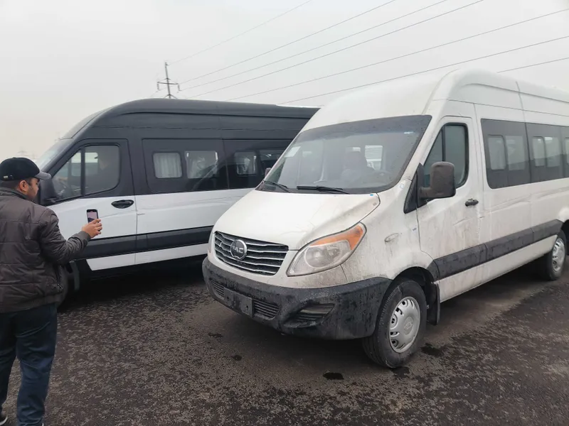 JAC Sunray 15+1 2026 minibus