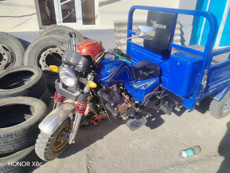 Mototsikl 4 Mototsikl 4