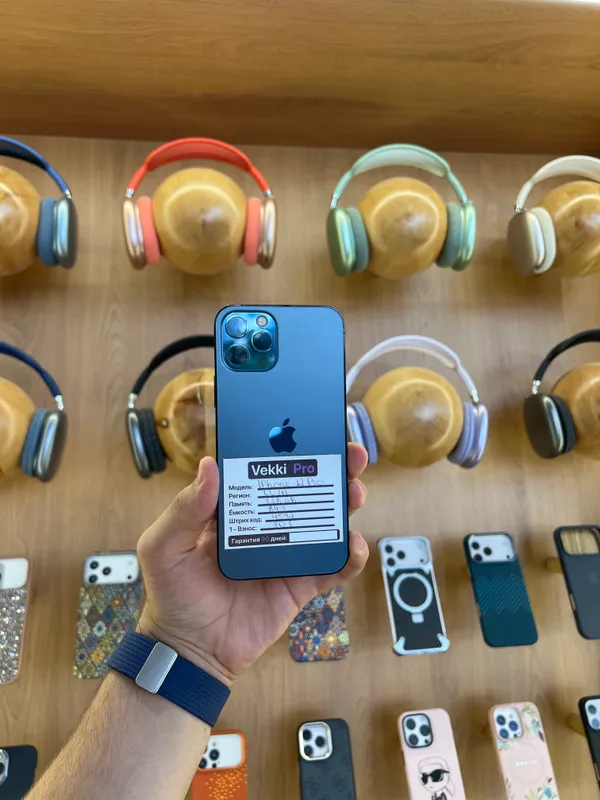 Iphone 12 pro blue
