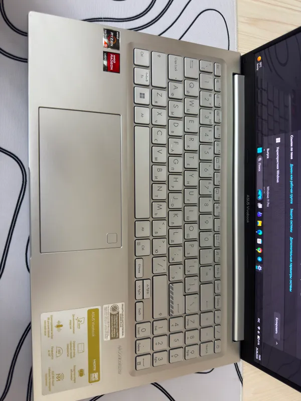 Asus Vivobook Oled 2 Asus Vivobook Oled 2