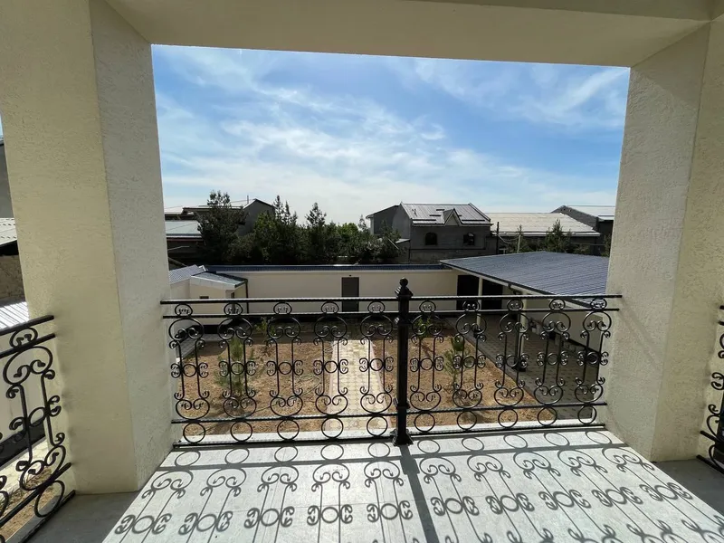 6 xonali kvartira, 260 m2, Mirzo Ulug'bek 9