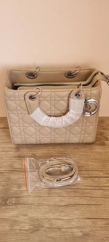 Совершенно новая сумка Dior — фото 3