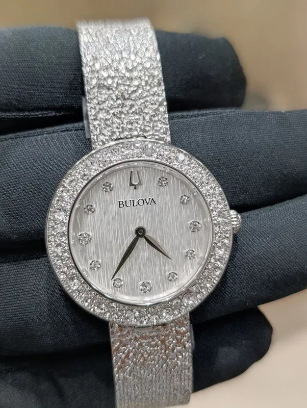 Новое Поступление Женских Бриллиантовых Часов Bulova 6 Новое Поступление Женских Бриллиантовых Часов Bulova 6