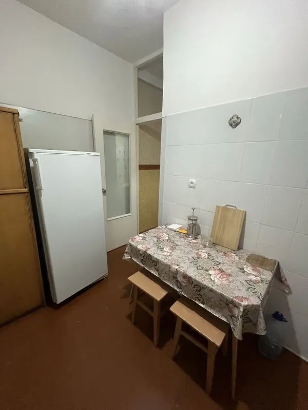 Сдача в Аренду оборудованной квариры на ул. Кадышева напротив базара 9