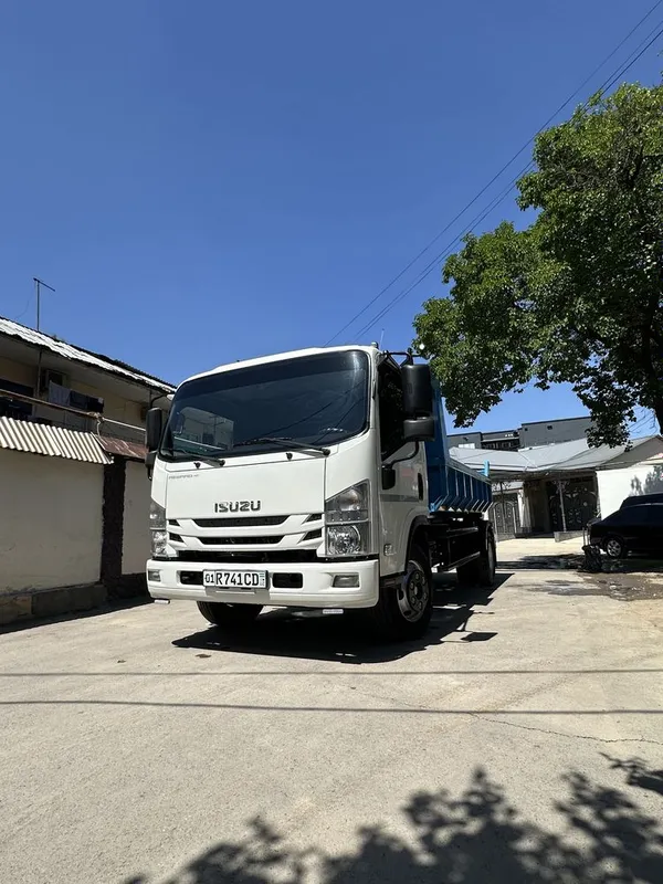 Isuzu samosval 2024