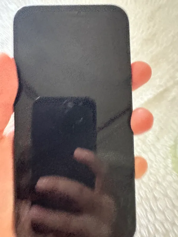 Ayfon 12 pro 4