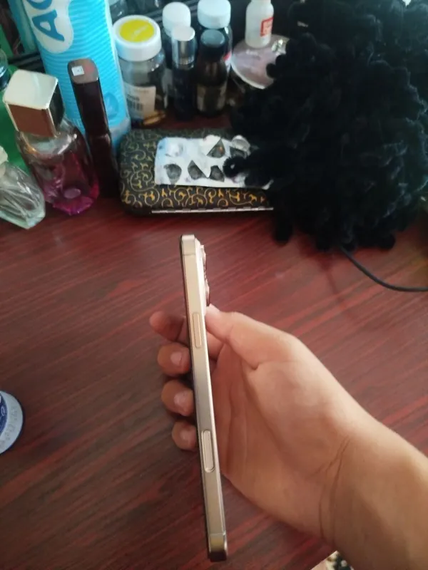 sotiladi telefon 3