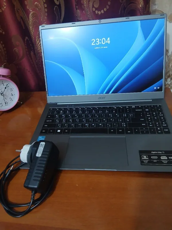Acer Aspire Lite 15 karobka-hujjatlari bor 1 Acer Aspire Lite 15 karobka-hujjatlari bor 1