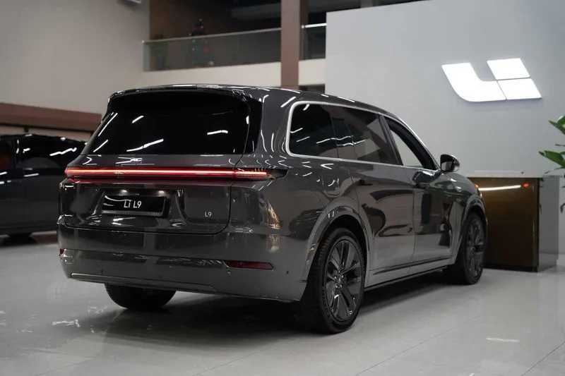 Lixiang L9 Ultra Restyling от Li Auto Uzbekistan 3 ГОДА гарантия 1 Lixiang L9 Ultra Restyling от Li Auto Uzbekistan 3 ГОДА гарантия 1