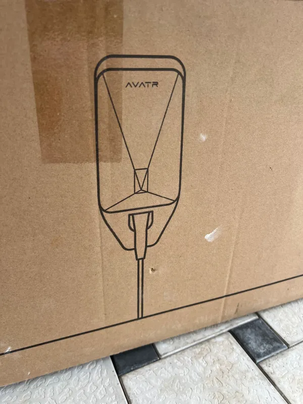 Elektro zaryadka Avatr 12 4 Elektro zaryadka Avatr 12 4