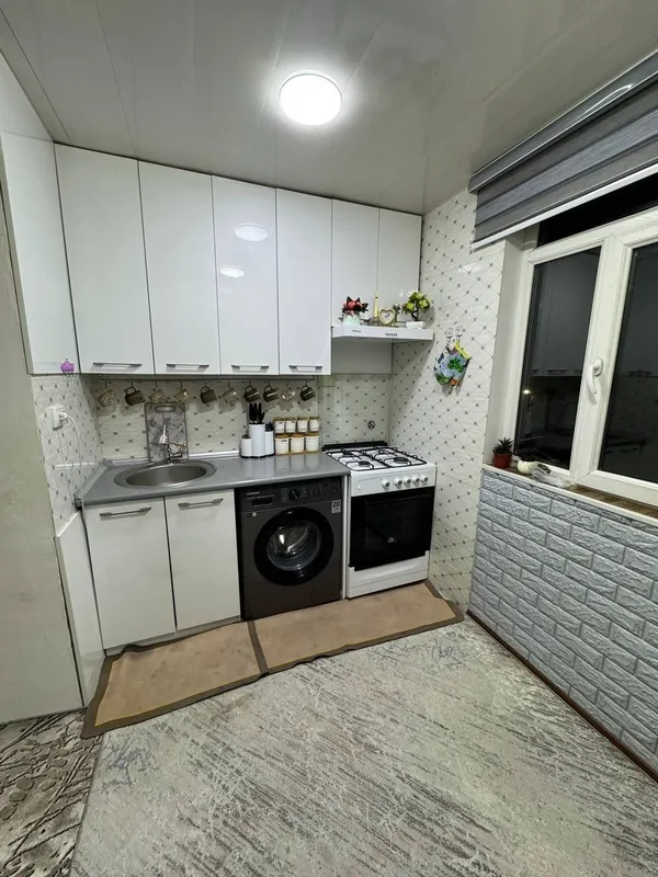Чиланзар 26 кв 2в3/4/5 Кирпич,балкон 2*6