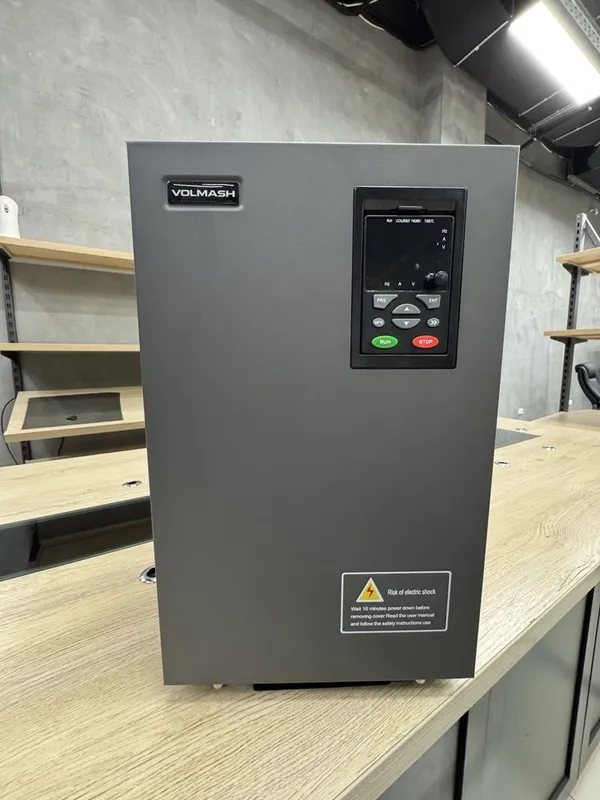Invertor chastotniklar 0.75 kwt dan 500 kwt gacha nalichida — фото 1