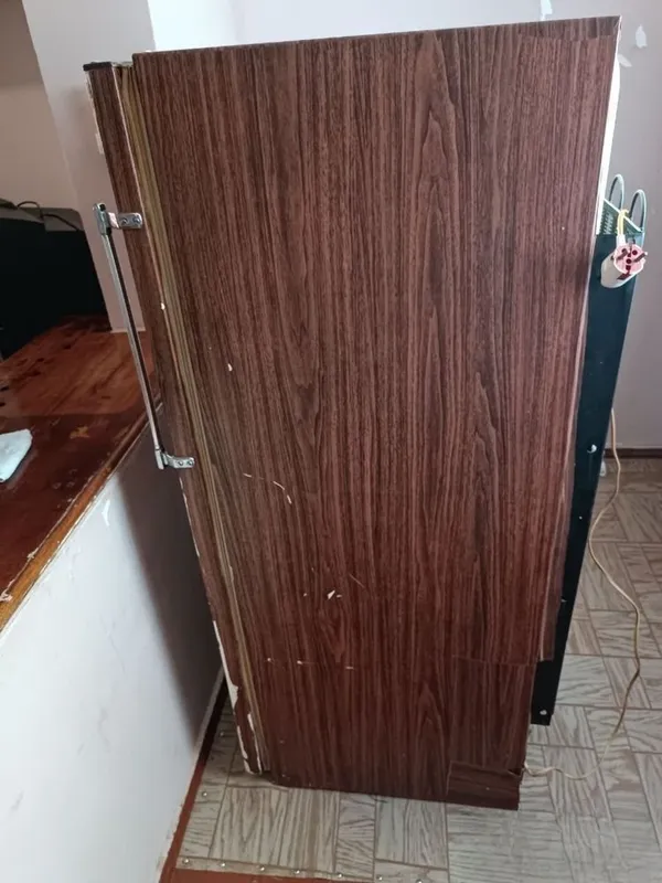Продается 2холодильника зил-63 2 Продается 2холодильника зил-63 2