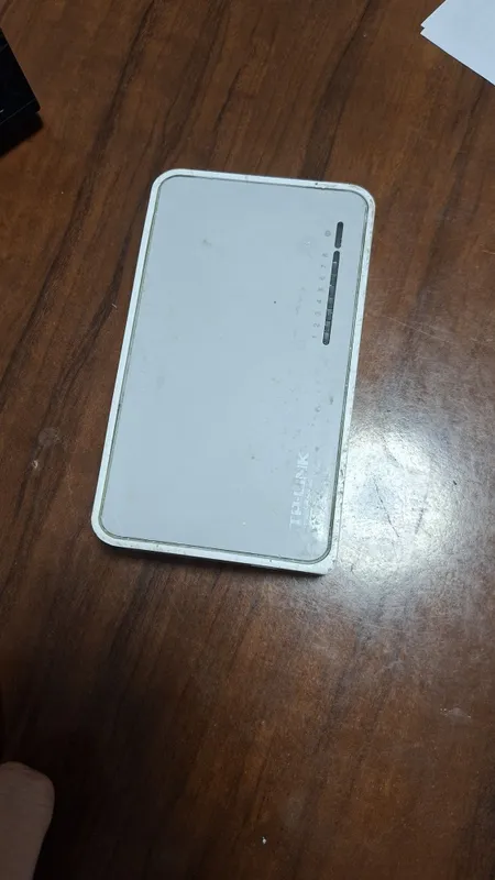 TP-LINK TL-SF1008D 8-portli kommutator (svitch) sotaman. 3 TP-LINK TL-SF1008D 8-portli kommutator (svitch) sotaman. 3
